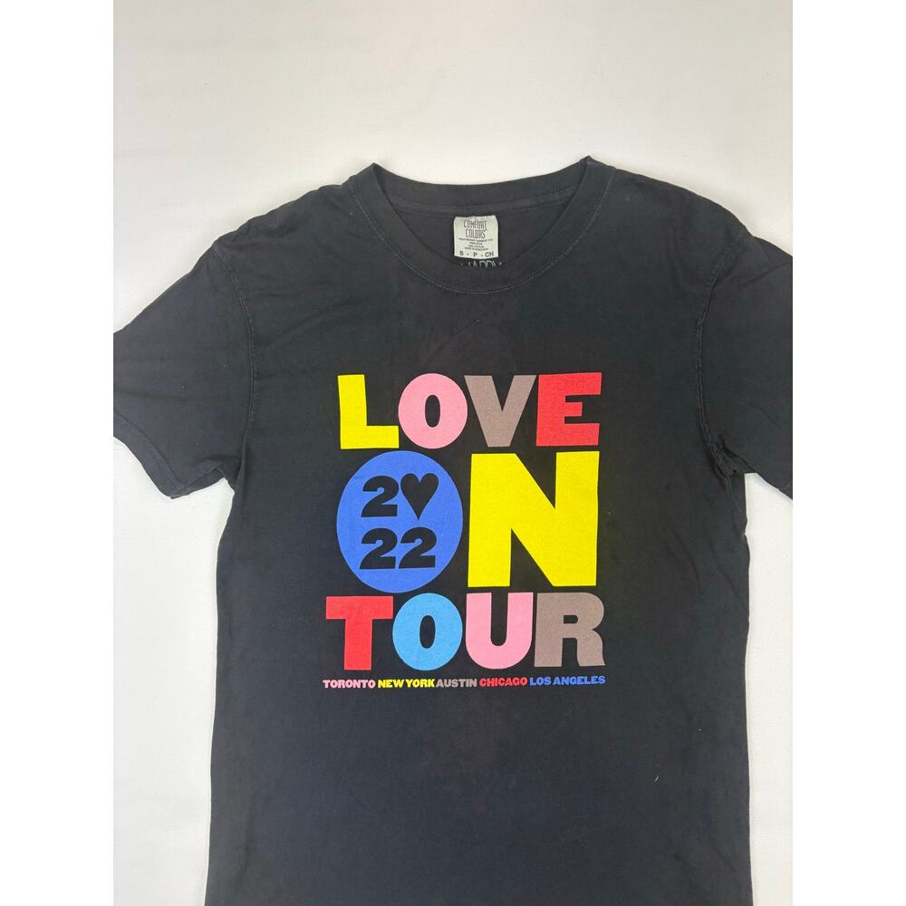 Harry Styles Love On Tour 2022 Concert Tee Comfort Colors Black Size S - Picture 2 of 5